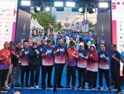 Lepas Race Day BOM Run 2026, Sekda Sumbar Apresiasi Konsistensi IKASMANTRI Dorong Sport Tourism
