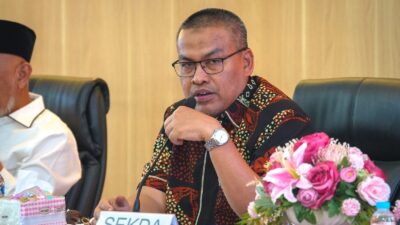 Cuti Berakhir, Mantan Kabiro PBJ Sumbar Kembali Jalani Pemeriksaan