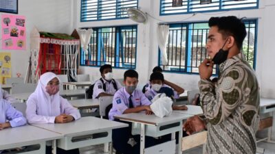 Kualitas Udara Memburuk, Sekolah di Padang Wajibkan Masker dan Hentikan Aktivitas Luar Ruangan